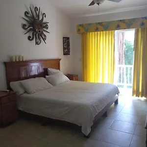 Colorines Villa